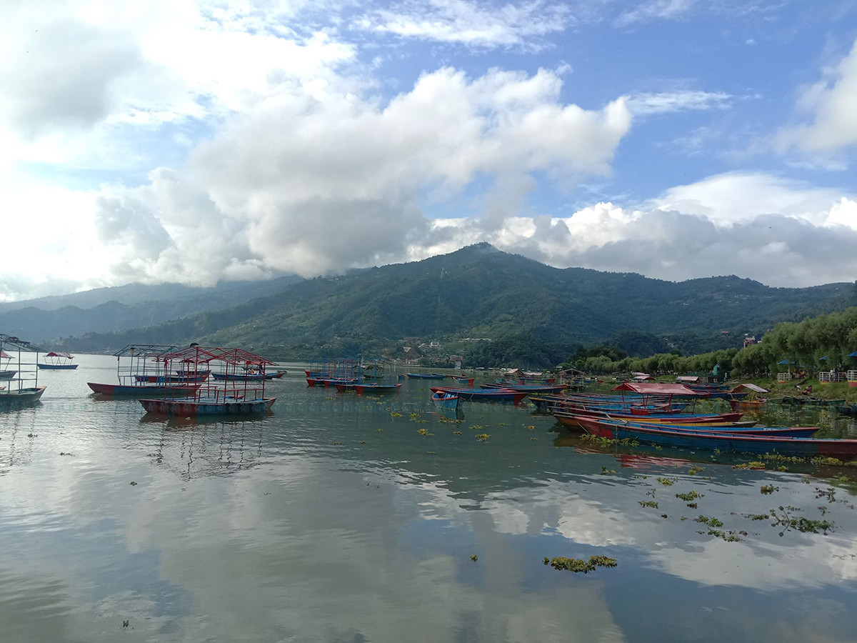 https://www.setopati.com/uploads/shares/2020/sujita/fewalekh sunsan/pokhara (1).jpg